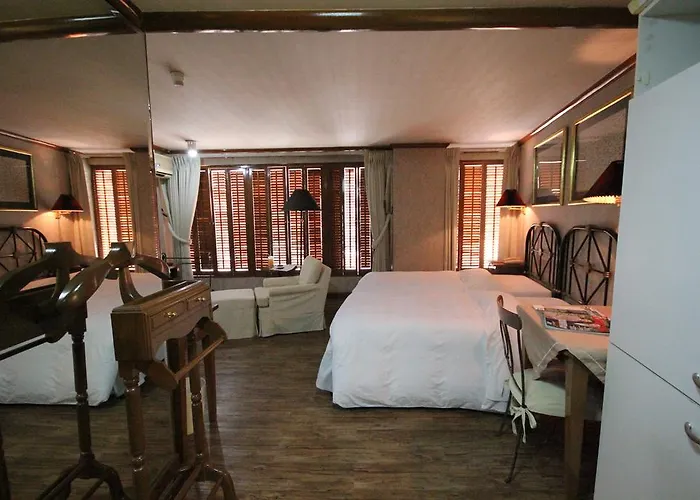 Ceo Suites Hotel 3*