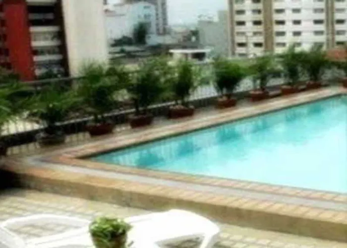 Ceo Suites 3*